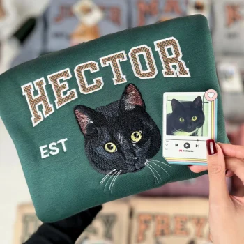 Pet Portrait Gift – Custom Cat Face & Name Embroidery Sweatshirt, Personalized Cat Lover Shirt