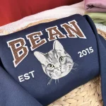 adorable cat mama sweatshirt personalized cat name portrait from photo perfect m 1