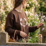 embroidered-sweatshirt