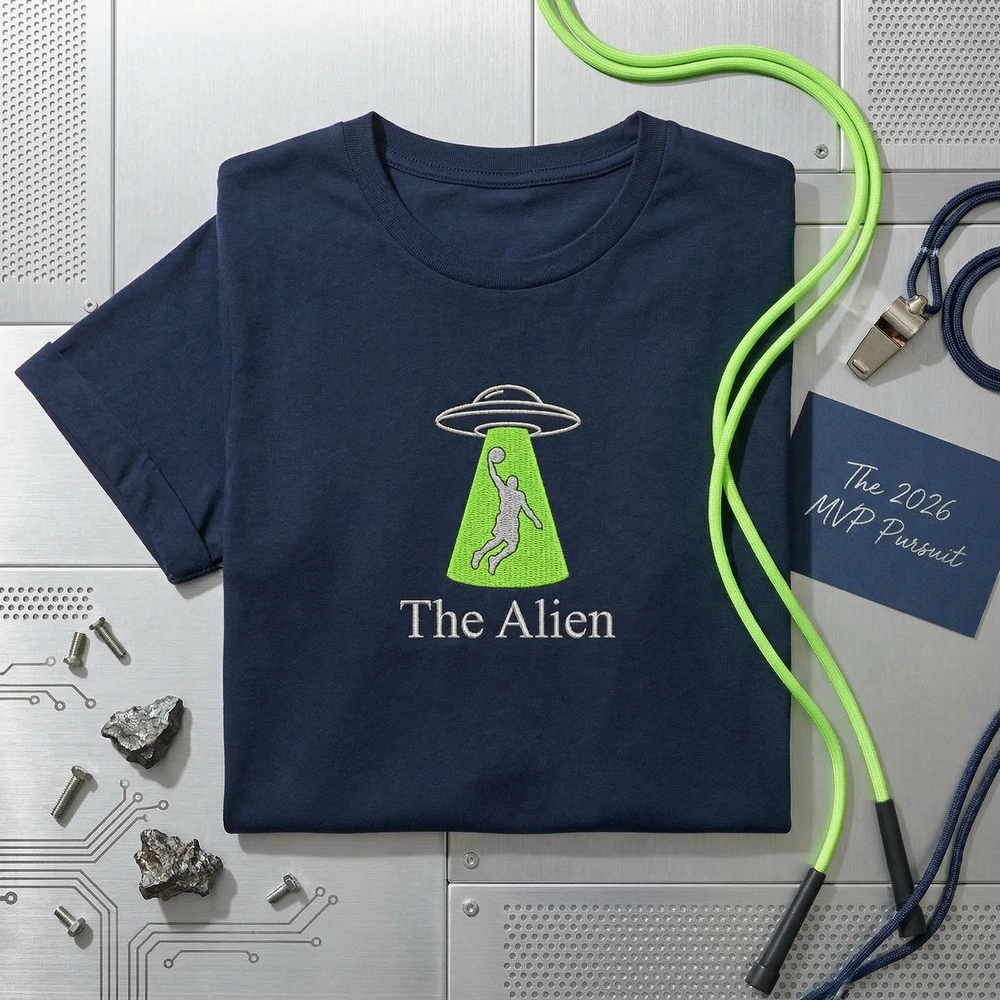 embroidered-sweatshirt-4 Embroidered Sweatshirt