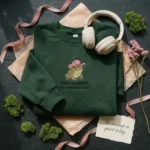 embroidered-sweatshirt