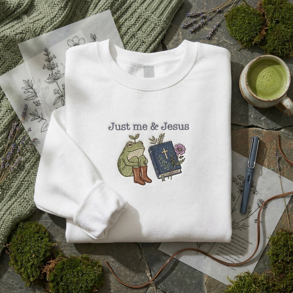 embroidered-sweatshirt-3 Embroidered Sweatshirt