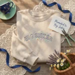 embroidered-sweatshirt