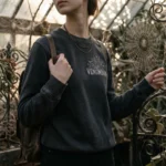 embroidered-sweatshirt