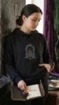 embroidered-sweatshirt