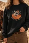 embroidered-sweatshirt