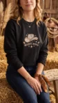 embroidered-sweatshirt