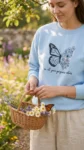 embroidered-sweatshirt